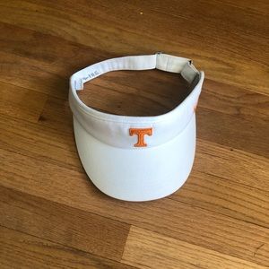 EUC White Dri-Fit Nike UT Tennessee Visor